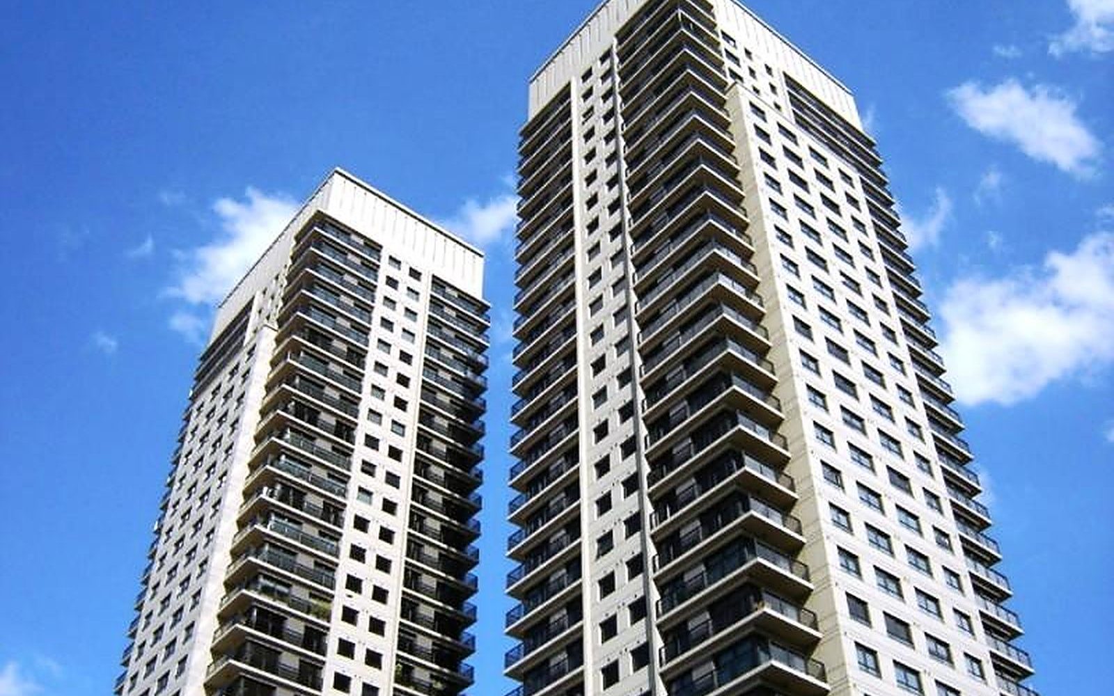 Riverview — Torre II