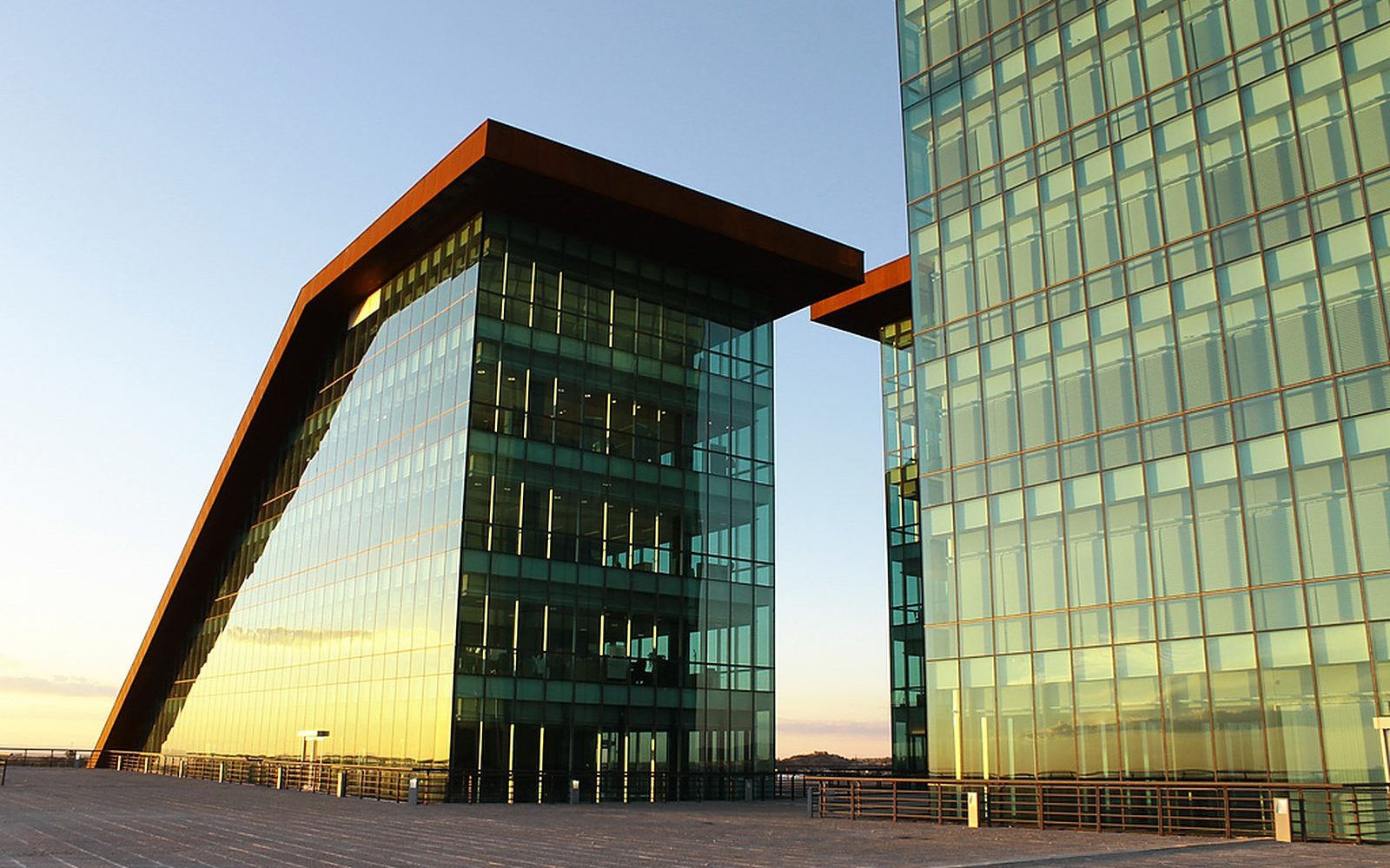 Terrazas de Portezuelo — Edificio de Descentralización Administrativa