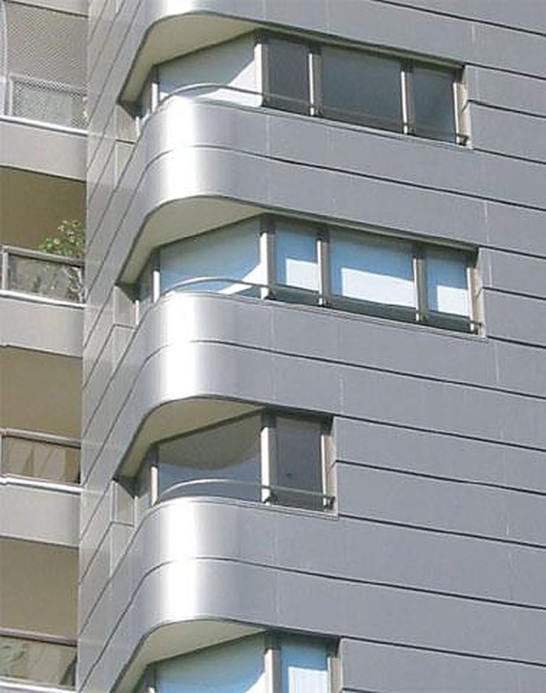 Solares de Belgrano — Edificio de Viviendas