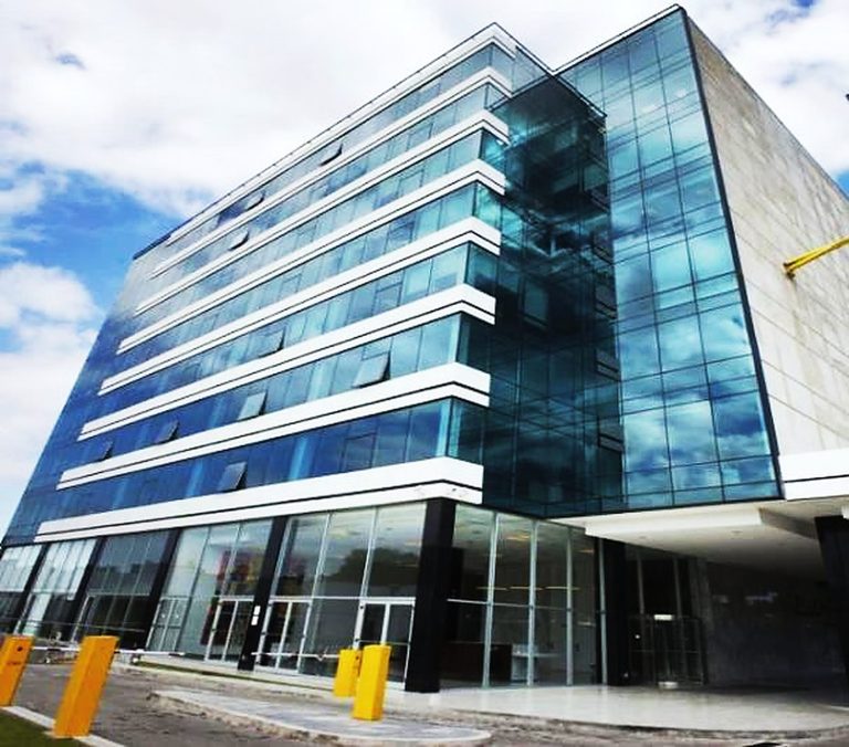 Nodus Business District — Edificio de Oficinas
