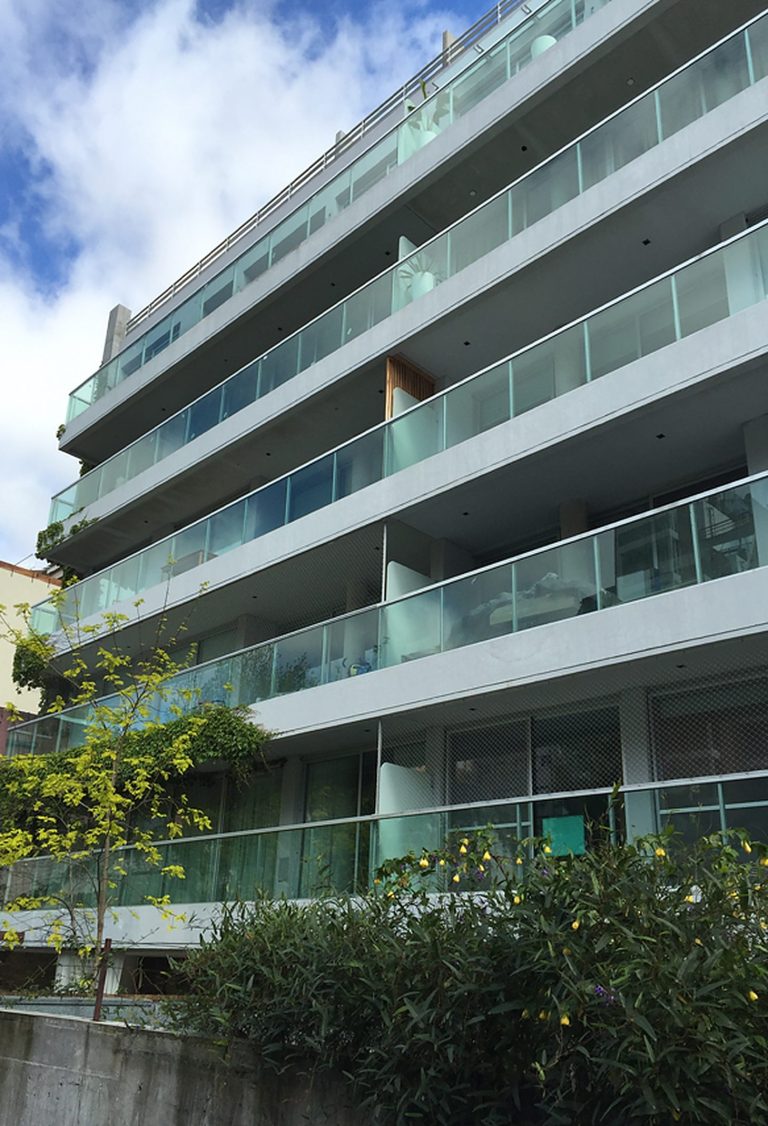 Sucre 840 — Edificio de Viviendas